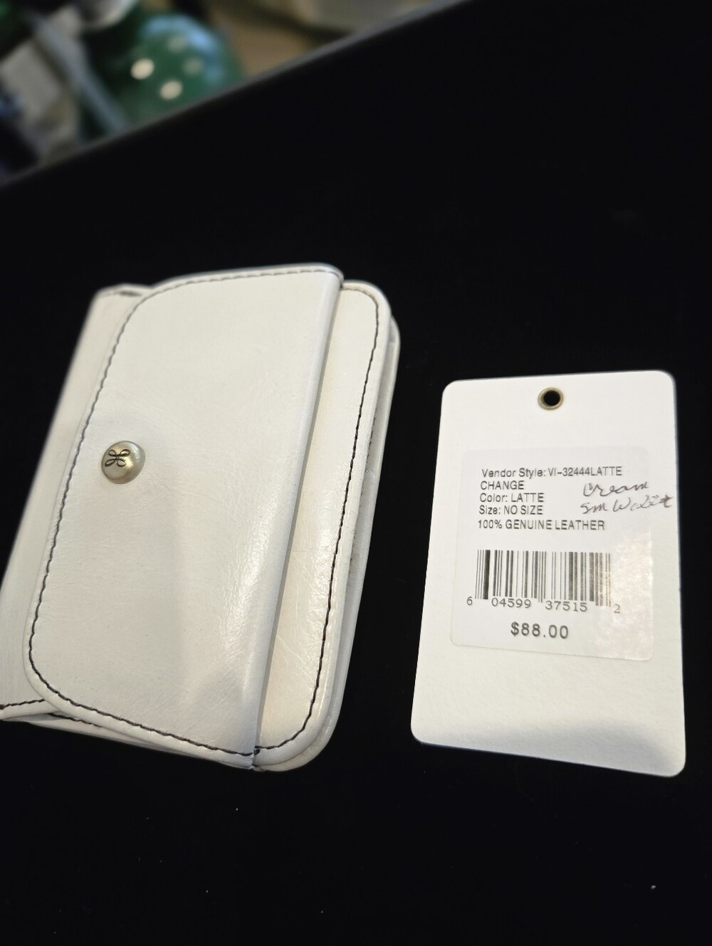 Vintage Inspired Hobo Leather Change And Card Wallet - White (Latte)